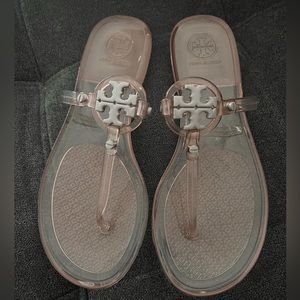 MINI MILLER JELLY THONG
SANDAL
